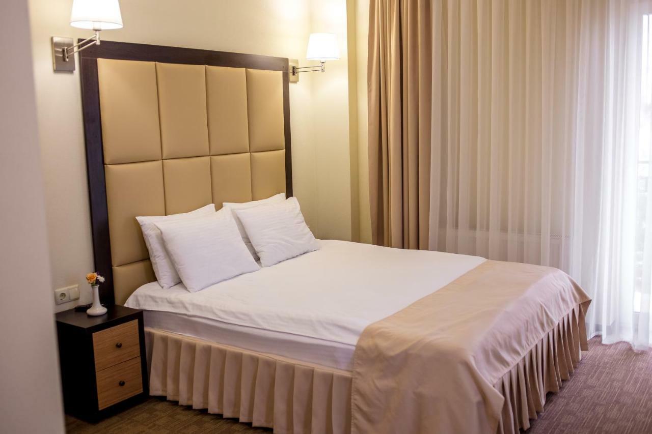 Green Park Hotel & Spa ตรุสคาเวตส์ ภายนอก รูปภาพ