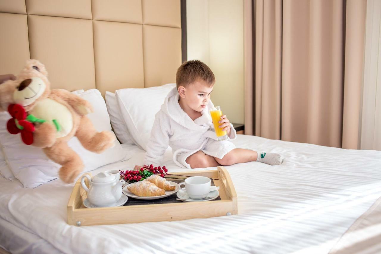 Green Park Hotel & Spa ตรุสคาเวตส์ ภายนอก รูปภาพ